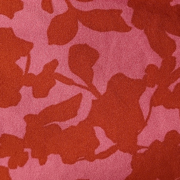 NWOT Denim and Co pink and red botanical print blouse 1x - Picture 4 of 5